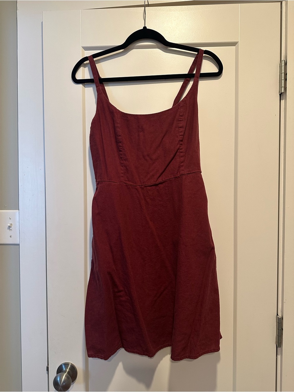 Old Navy Adjustable Strap Cami Fit and Flare Mini Dress with pockets!